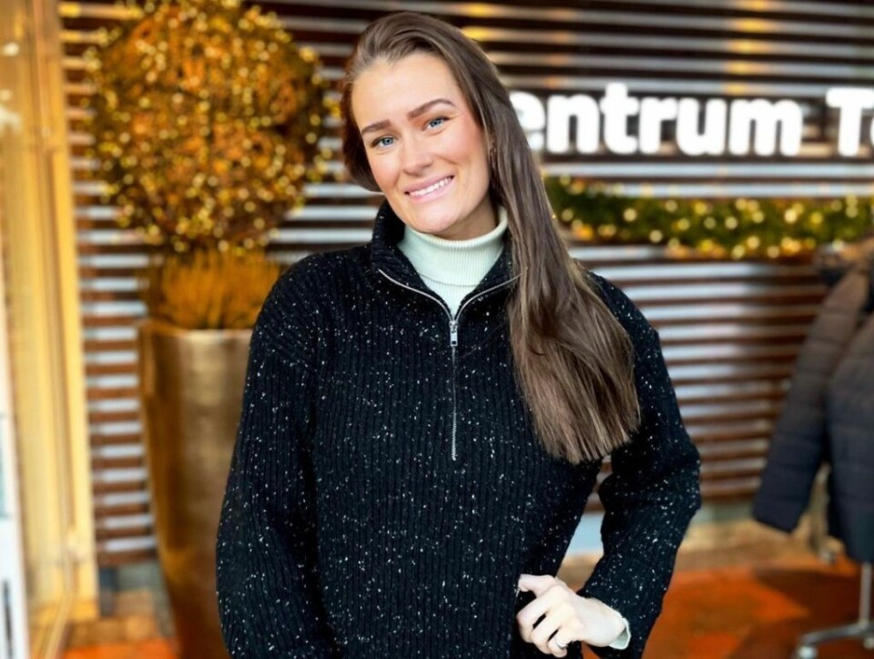 – Vi får daglig inn bestillinger på nettet. Men den fysiske butikken vår er viktigst, sier Pia Sollien i Centrum Tekstil. (Foto: Privat)
