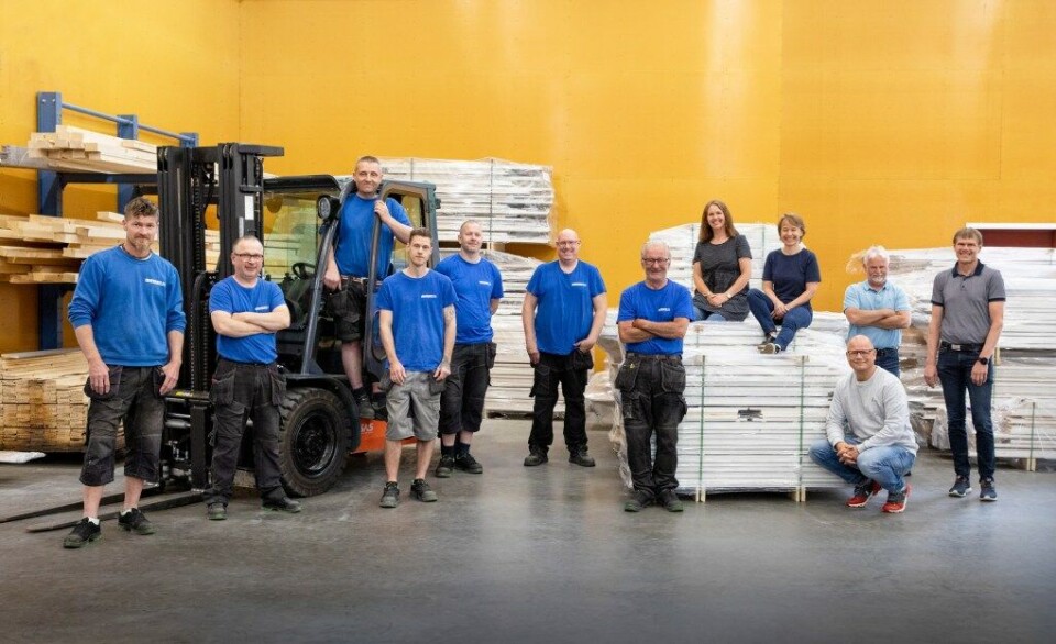 ROVENT-TEAMET: Fra venstre: Bjørn-Arild Olsen, Rune Bilstad, Marius Haugland, Kent Roger Pålerud, Arnt Ove Brakstad, Frode Granum, Steinar Tjelte, Randi B. Evensen, Elisabeth Flatøy, Kai Pålmar Aaserud, Bjørn Magne Solhaug og Kent Eric Bugge (sitter på huk foran). (Foto: Karianne Liland).