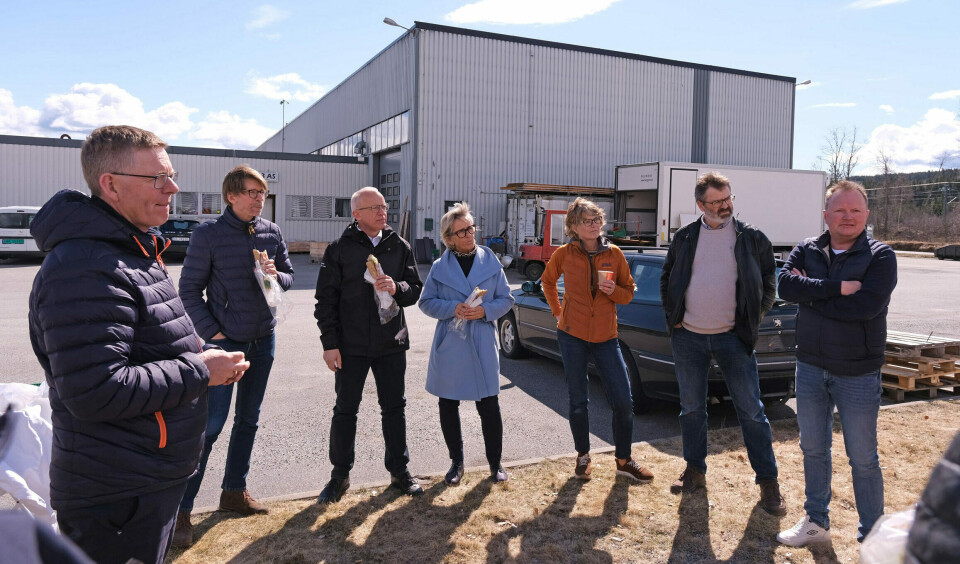 LOKALT NÆRINGSLIV: Fra venstre: Jon Kristiansen, NHO Innlandet, Lars Gillund, Klosser, Peter Uhrenholt, Hydro Magnor, Toril Repseth Snipen, Bra Miljø AS, Rangdi W. Krogstad, EBA, Ulf Inge Vien, Slobrua Gjestegård og Roy Olsen, First Seafood.