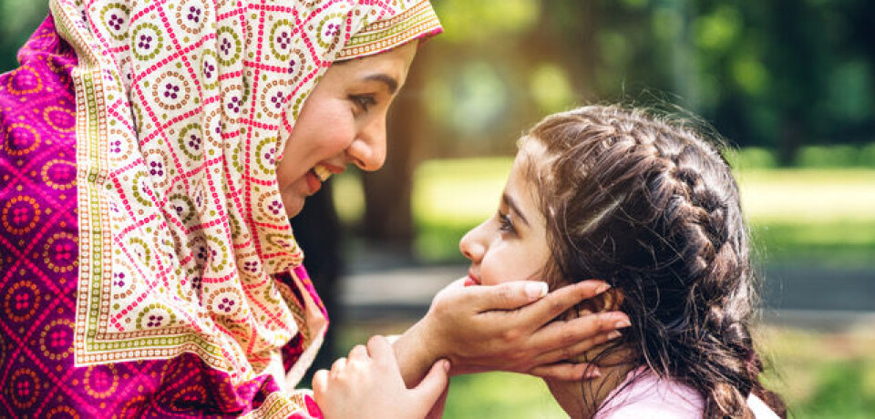 Muslimenes fastemåned er i gang. Under ramadan skal man ikke spise eller drikke mellom soloppgang og solnedgang. Små barn er fritatt for fasten. (Foto: Shutterstock)