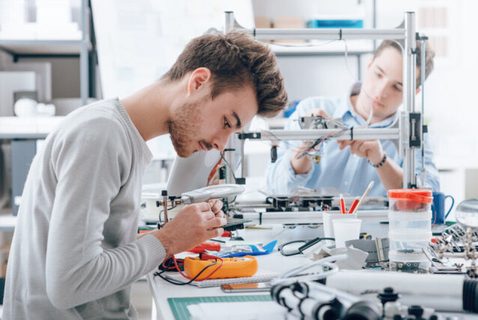 NHO-bedriftene hadde i 2021 størst mangel på folk med fagskoleutdanning . (Foto: Shutterstock)