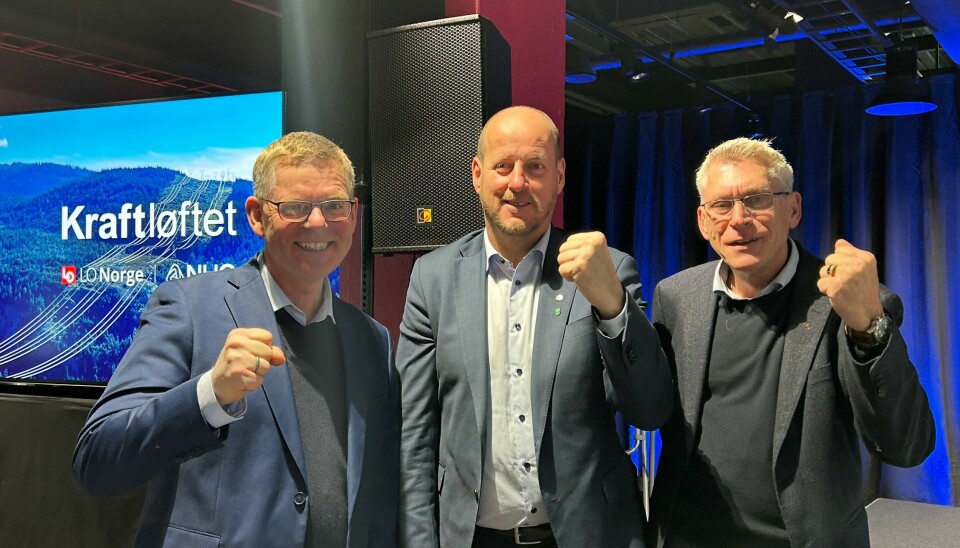 MER KRAFT I INNLANDET: Jon Kristiansen, NHO Innlandet (fra venstre) , Iver Erling Støen, LO Innlandet og fylkesordfører Thomas Breen) vil ha et kraftløft i Innlandet .