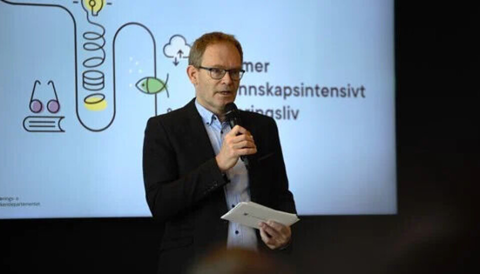 – Det er forskning, kunnskap og kompetanse som har muliggjort de store industrieventyrene – fra vannkraft, aluminium og olje, til havbruk, sier forsknings- og høyere utdanningsminister Oddmund Hoel (SP).